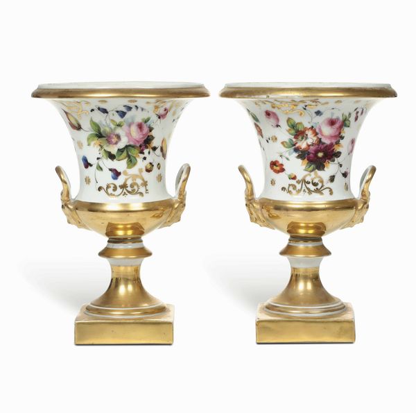 Coppia di vasi Medici, XIX secolo<BR>  - Asta Dimore italiane - Associazione Nazionale - Case d'Asta italiane