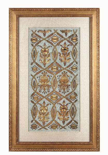 Lotto di due ricami con filo dorato e pietre dure (?)  - Asta Dimore italiane - Associazione Nazionale - Case d'Asta italiane