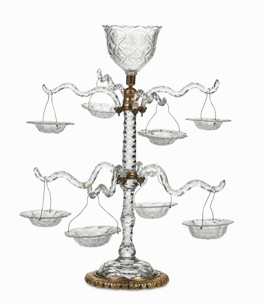 Epergne in cristallo e bronzo dorato. Inghilterra, fine XVIII secolo  - Asta Dimore italiane - Associazione Nazionale - Case d'Asta italiane