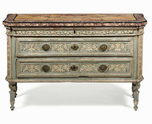 Cassettone Luigi XVI in legno intagliato e laccato. Piemonte, seconda met XVIII secolo  - Asta Dimore italiane - Associazione Nazionale - Case d'Asta italiane