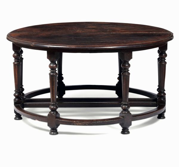 Coppia di semitavole in noce. XVIII secolo  - Asta Dimore italiane - Associazione Nazionale - Case d'Asta italiane