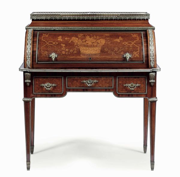 Scrittoio a rullo lastronato, filettato e intarsiato. Francia, XIX secolo  - Asta Dimore italiane - Associazione Nazionale - Case d'Asta italiane