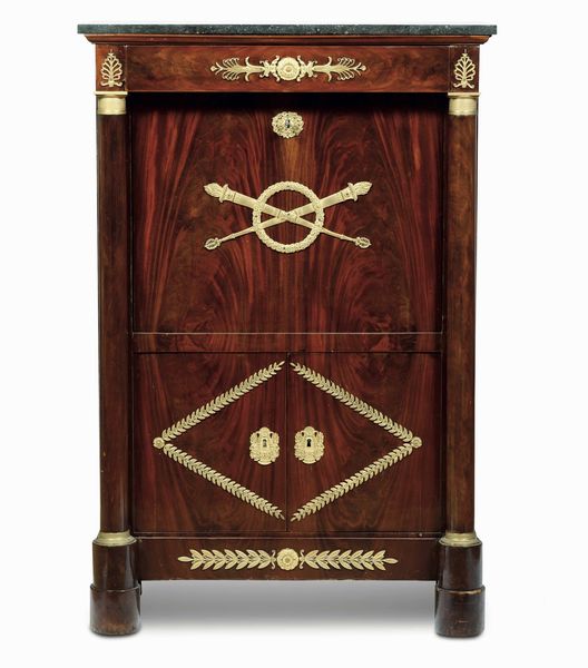 Secretaire lastronato in mogano. XIX secolo  - Asta Dimore italiane - Associazione Nazionale - Case d'Asta italiane