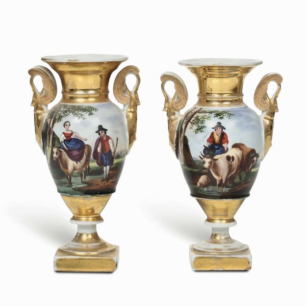 Coppia di vasi<BR>Parigi, circa met del XIX secolo  - Asta Dimore italiane - Associazione Nazionale - Case d'Asta italiane