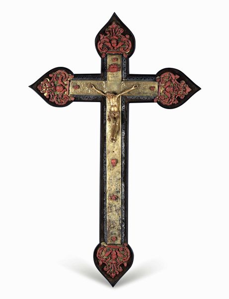 Crocefisso in bronzo dorato. Trapani, XVIII secolo  - Asta Dimore italiane - Associazione Nazionale - Case d'Asta italiane