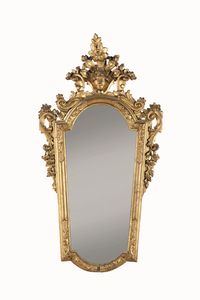 Sei specchiere in legno intagliato e dorato. XIX-XX secolo  - Asta Dimore italiane - Associazione Nazionale - Case d'Asta italiane