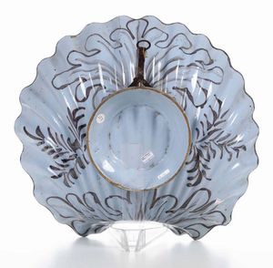 Bacinella a forma di conchiglia<BR>Pavia, XIX secolo (?)<BR>  - Asta Dimore italiane - Associazione Nazionale - Case d'Asta italiane