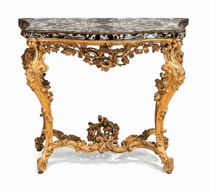Coppia di importanti consolles in legno intagliato e dorato. Roma, XVIII secolo  - Asta Dimore italiane - Associazione Nazionale - Case d'Asta italiane