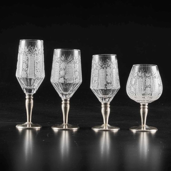 Parte di servizio di calici<BR>Manifattura indeterminata, XX secolo<BR><BR>  - Asta L'art de la table - Associazione Nazionale - Case d'Asta italiane