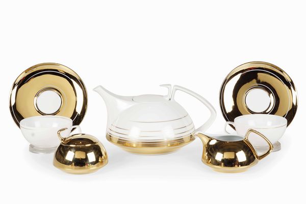 Servizio da t TAC Dynamic Gold<BR>Germania, Manifattura Rosenthal, fine del XX o inizio del XXI secolo<BR>Design di Walter Gropius (18831969)  - Asta L'art de la table - Associazione Nazionale - Case d'Asta italiane