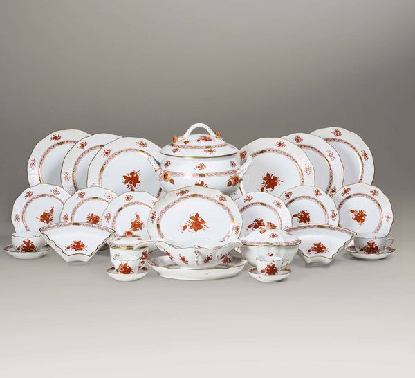 Servizio da tavola “Apponyi Orange”<BR>Ungheria, Manifattura Herend, XX secolo  - Asta L'art de la table - Associazione Nazionale - Case d'Asta italiane