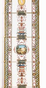 Importante centrotavola neoclassico in legno dorato, carta e vetro dipinti. Italia XVIII-XIX secolo  - Asta L'art de la table - Associazione Nazionale - Case d'Asta italiane