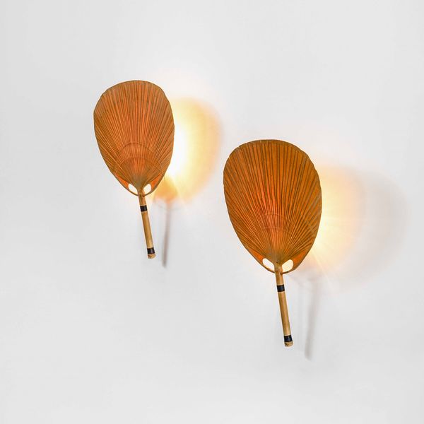 INGO MAURER : Set di due appliques Uchiwa II e un lampadario Hana II  - Asta Fine design - Associazione Nazionale - Case d'Asta italiane