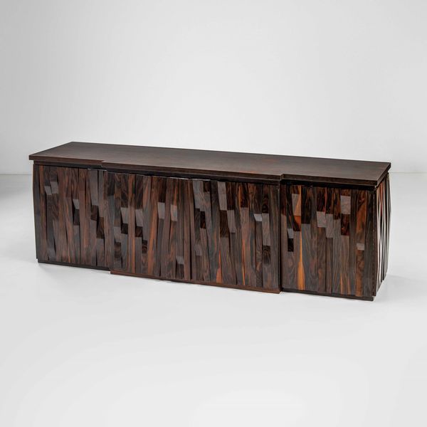 LUCIANO FRIGERIO : Grande credenza mod. Barium  - Asta Fine design - Associazione Nazionale - Case d'Asta italiane