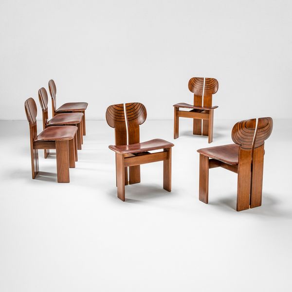 AFRA E TOBIA SCARPA : Sei sedie mod. Africa della serie Artona  - Asta Fine design - Associazione Nazionale - Case d'Asta italiane