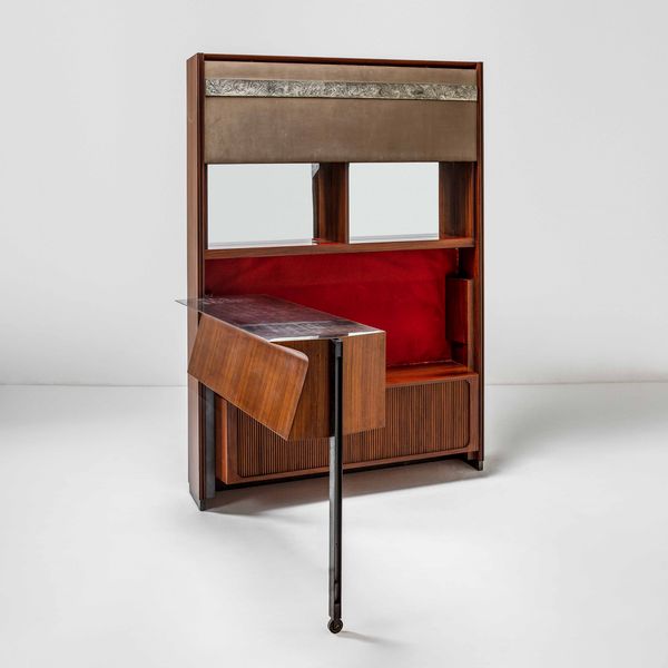 OSVALDO BORSANI : Grande mobile bar luminoso da parete  - Asta Fine design - Associazione Nazionale - Case d'Asta italiane