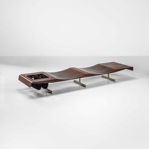 Jorge  Zalszupin : Panca-tavolo basso mod. Onda  - Asta Fine design - Associazione Nazionale - Case d'Asta italiane