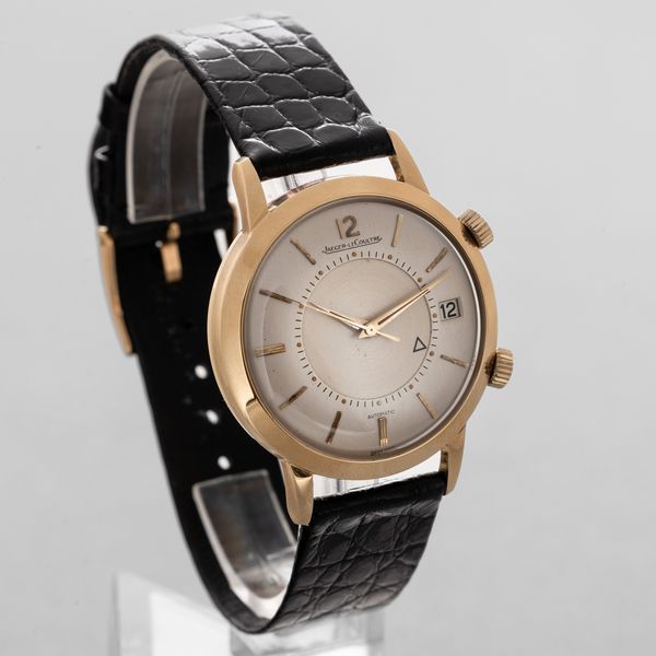 JAEGER LECOULTRE - Memovox in oro giallo 18k movimento automatico carica a martello con datario e svegliarino, quadrante Argent�  - Asta Orologio da polso e da tasca  - Associazione Nazionale - Case d'Asta italiane
