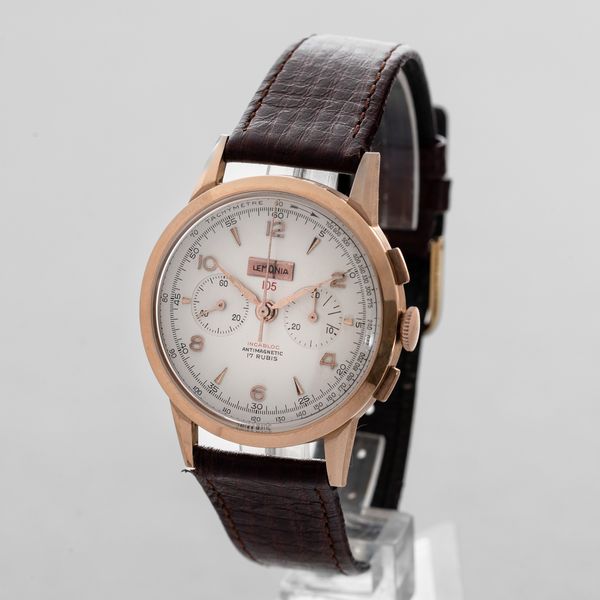 LEMANIA - Cronografo due contatori in oro rosa 18k, tasti quadri, quadrante Argent� con logo applicato, indici e numeri Arabi applicati, carica manuale  - Asta Orologio da polso e da tasca  - Associazione Nazionale - Case d'Asta italiane