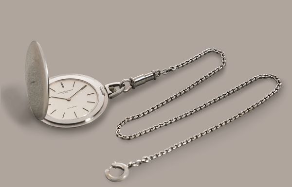 VACHERON & CONSTANTIN - BVLGARI Dress Watch savonnette in oro bianco extrapiatto in oro bianco 18k, quadrante Argent� con indici a bastone persanlizzato per Bulgari  - Asta Orologio da polso e da tasca  - Associazione Nazionale - Case d'Asta italiane