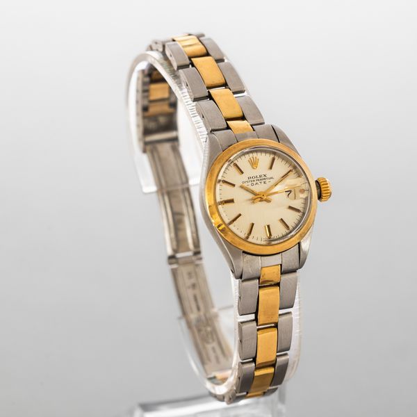ROLEX - Oyster Perpetual Date ref 6916 acciaio e oro, quadrante Argent� con indici applicati e finestrella della data, movimento automatico e fondello a vite  - Asta Orologio da polso e da tasca  - Associazione Nazionale - Case d'Asta italiane