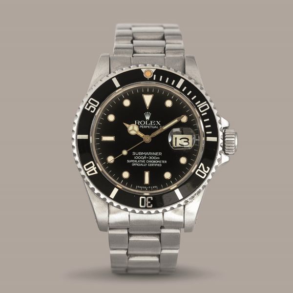 ROLEX - Submariner 16800 con cassa in acciaio con ghiera girevole, quadrante nero al trizio con bicchierini, bracciale Oyster e movimento automatico.  - Asta Orologio da polso e da tasca  - Associazione Nazionale - Case d'Asta italiane