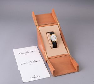 OMEGA - Louis Brandt in oro giallo 18k, quadrante bianco guiloch� con numeri Romani e datario, movimento automatico a vita e astuccio originale  - Asta Orologio da polso e da tasca  - Associazione Nazionale - Case d'Asta italiane