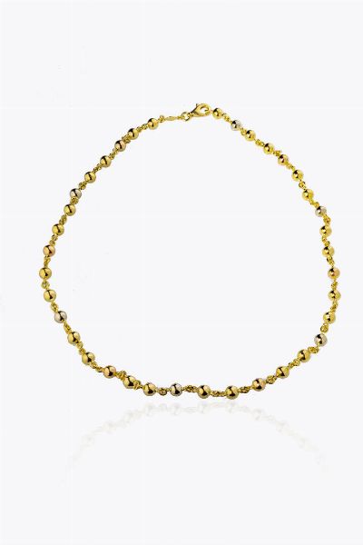 GIROCOLLO : Peso gr 16 7 Lunghezza cm 40 in oro giallo composto da sfere lucide  - Asta Gioielli - Associazione Nazionale - Case d'Asta italiane