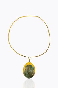 REPOSSI - Peso gr 38 3 Girocollo rigido  geometrico  in oro giallo  con ciondolo in oro giallo  firmati Repossi  con due  [..]