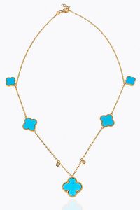 GIROCOLLO - Peso gr 8 8 in oro rosa con ciondoli a forma di quadrifogli in turchesi e due diamanti taglio brillante per totali  [..]