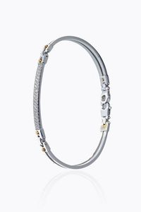 BRACCIALE - Peso gr 21 3 in oro bianco  a manetta  con inserto centrale in diamanti taglio brillante per totali ct 0 60 ca