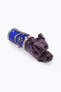 MANICO PER BASTONE - Stupenda replica di Carl Faberg  a forma di bulldog in rosso antico con base in vermeil punzonata 88 Zolotnik  [..]