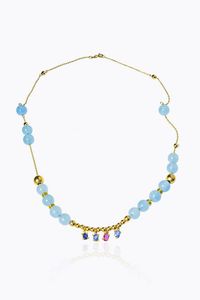 GIROCOLLO - Lunghezza cm 48 in oro giallo con sfere di acquamarina milk del diam. di mm 9 5-10; al centro sfere in oro giallo  [..]