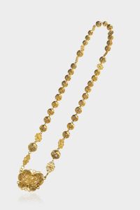 ROSARIO - Peso gr 78 4 Lunghezza cm 84 in oro giallo 9 Kt lavorato in filigrana