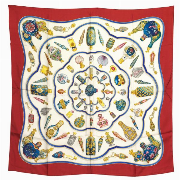 HERMES FOULARD &ldquo;QU&rsquo;IMPORT LE FLACON&rdquo;  - Asta Vintage: borse e accessori di Hermes, Louis Vuitton e altre grandi maison - Associazione Nazionale - Case d'Asta italiane