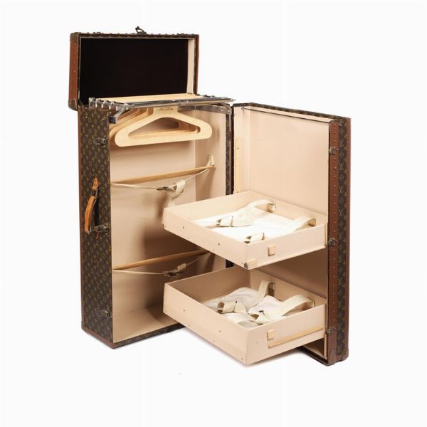 LOUIS VUITTON BAULE GUARDAROBA LOZINE  - Asta Vintage: borse e accessori di Hermes, Louis Vuitton e altre grandi maison - Associazione Nazionale - Case d'Asta italiane