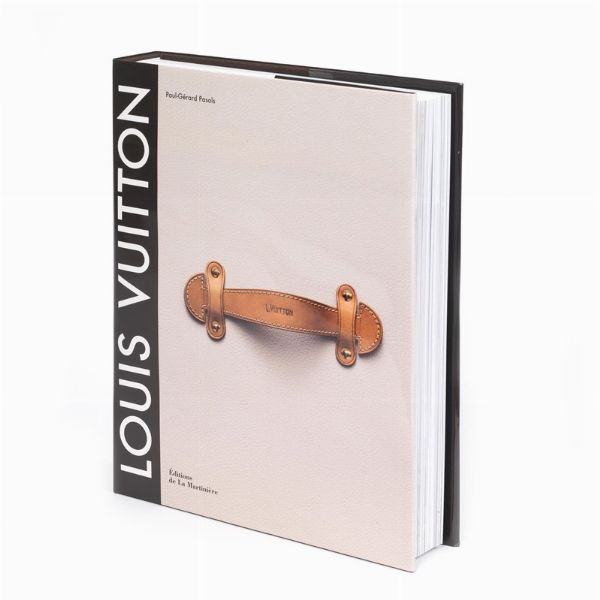 LOUIS VUITTON LIBRO EDIZIONE INGLESE  - Asta Vintage: borse e accessori di Hermes, Louis Vuitton e altre grandi maison - Associazione Nazionale - Case d'Asta italiane