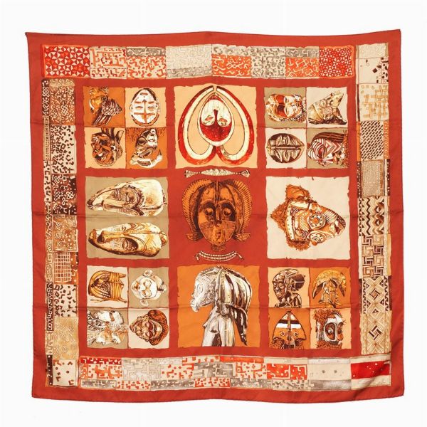 HERMES FOULARD "PERSONA"  - Asta Vintage: borse e accessori di Hermes, Louis Vuitton e altre grandi maison - Associazione Nazionale - Case d'Asta italiane