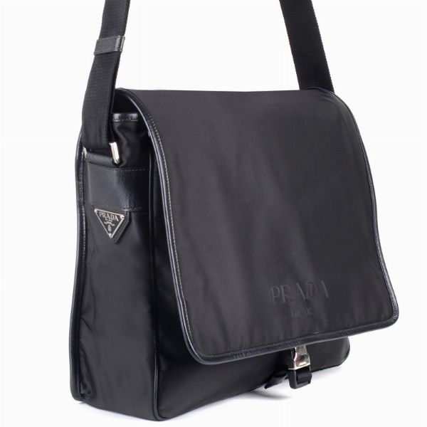 PRADA TRACOLLA  - Asta Vintage: borse e accessori di Hermes, Louis Vuitton e altre grandi maison - Associazione Nazionale - Case d'Asta italiane