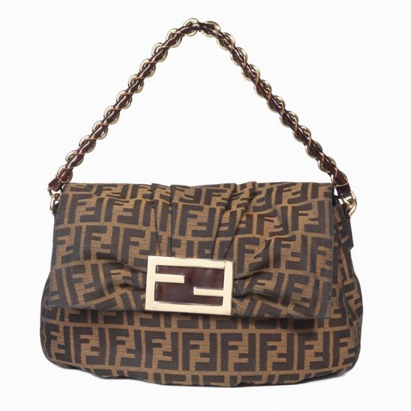 FENDI TRACOLLA MIA  - Asta Vintage: borse e accessori di Hermes, Louis Vuitton e altre grandi maison - Associazione Nazionale - Case d'Asta italiane