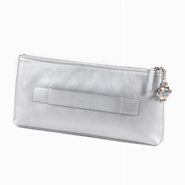 CHANEL POCHETTE KEYBOARD DATA CENTER  - Asta Vintage: borse e accessori di Hermes, Louis Vuitton e altre grandi maison - Associazione Nazionale - Case d'Asta italiane