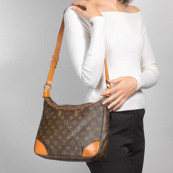 LOUIS VUITTON TRACOLLA BOULOGNE  - Asta Vintage: borse e accessori di Hermes, Louis Vuitton e altre grandi maison - Associazione Nazionale - Case d'Asta italiane