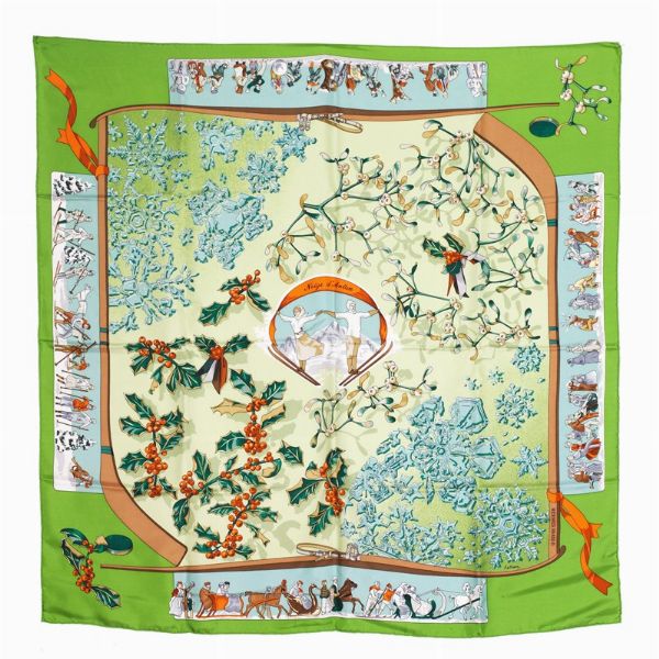 HERMES FOULARD "NEIGE D'ANTAN"  - Asta Vintage: borse e accessori di Hermes, Louis Vuitton e altre grandi maison - Associazione Nazionale - Case d'Asta italiane