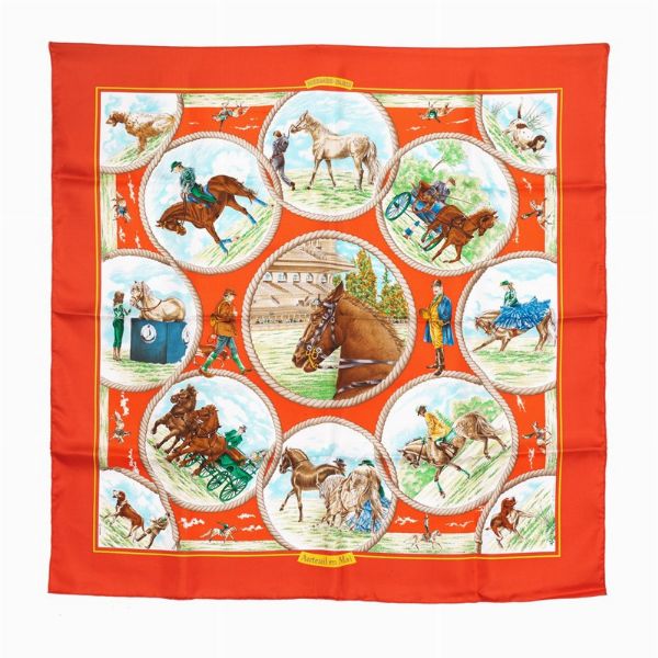 HERMES FOULARD  - Asta Vintage: borse e accessori di Hermes, Louis Vuitton e altre grandi maison - Associazione Nazionale - Case d'Asta italiane