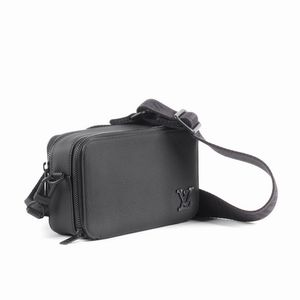 LOUIS VUITTON CAMERA BAG  - Asta Vintage: borse e accessori di Hermes, Louis Vuitton e altre grandi maison - Associazione Nazionale - Case d'Asta italiane