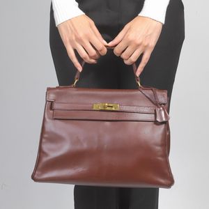 HERMES BORSA A MANO KELLY RETOURNE 32  - Asta Vintage: borse e accessori di Hermes, Louis Vuitton e altre grandi maison - Associazione Nazionale - Case d'Asta italiane