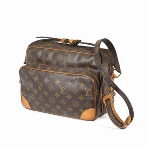 LOUIS VUITTON TRACOLLA REPORTER  - Asta Vintage: borse e accessori di Hermes, Louis Vuitton e altre grandi maison - Associazione Nazionale - Case d'Asta italiane