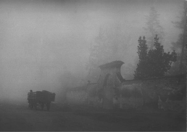 Gualberto Davolio Marani : Passa un carro  - Asta Affordable Photos | Cambi Time - Associazione Nazionale - Case d'Asta italiane