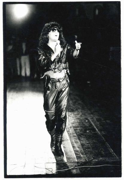 Roby Schirer : Lotto composto da due scatti fotografici  - Asta Affordable Photos | Cambi Time - Associazione Nazionale - Case d'Asta italiane