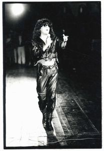 Roby Schirer : Lotto composto da due scatti fotografici  - Asta Affordable Photos | Cambi Time - Associazione Nazionale - Case d'Asta italiane